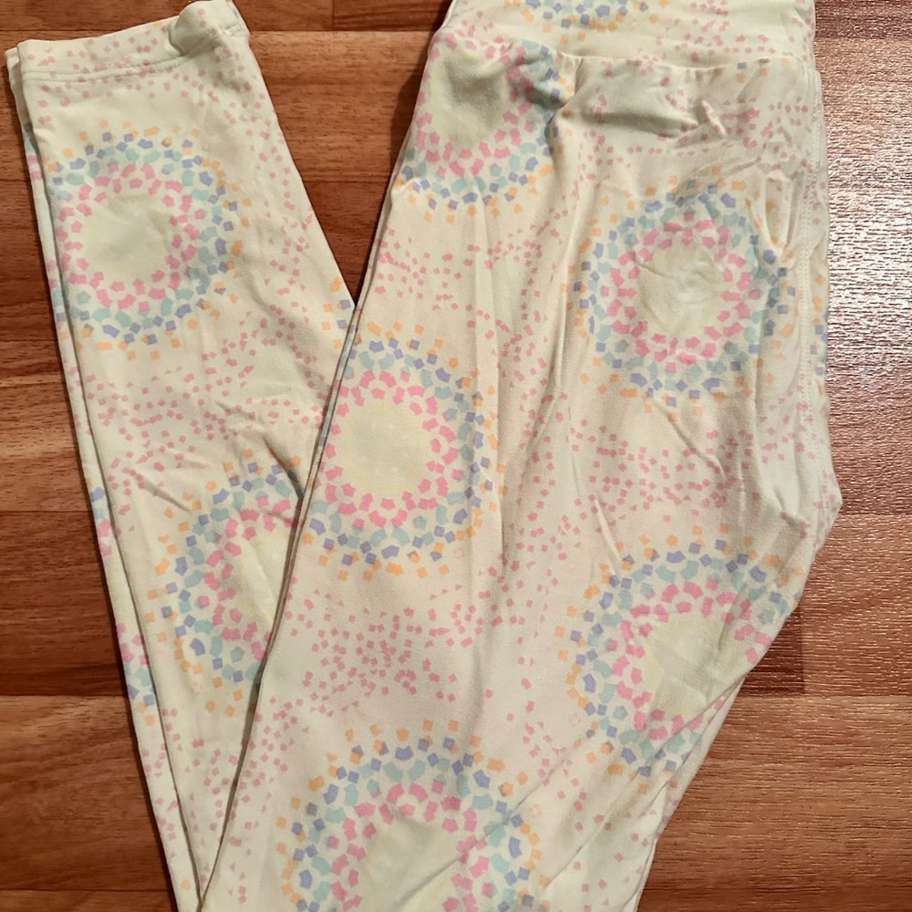 Lularoe OS Leggings - used, excellent condition